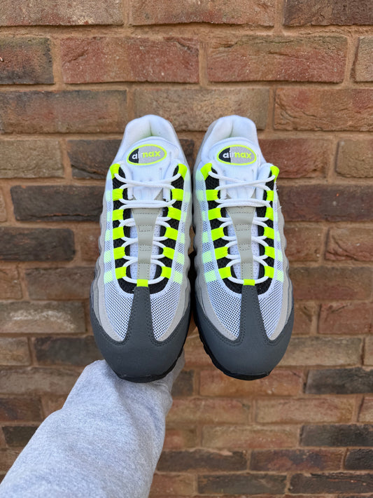 Air Max 95 OG Neon Big Bubble 2026