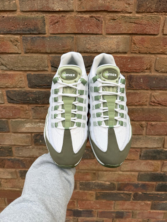 Air Max 95 Medium Olive Oil Green