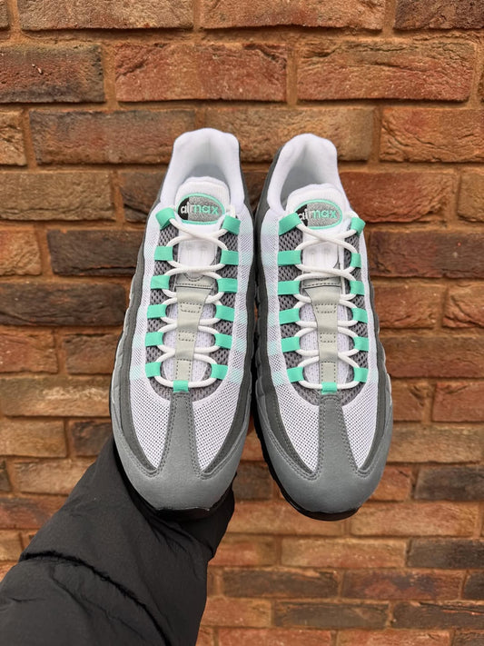 Air Max 95 Hyper Turquoise