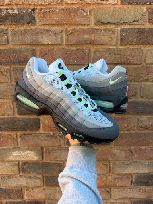 Air Max 95 OG Fresh Mint Big Bubble