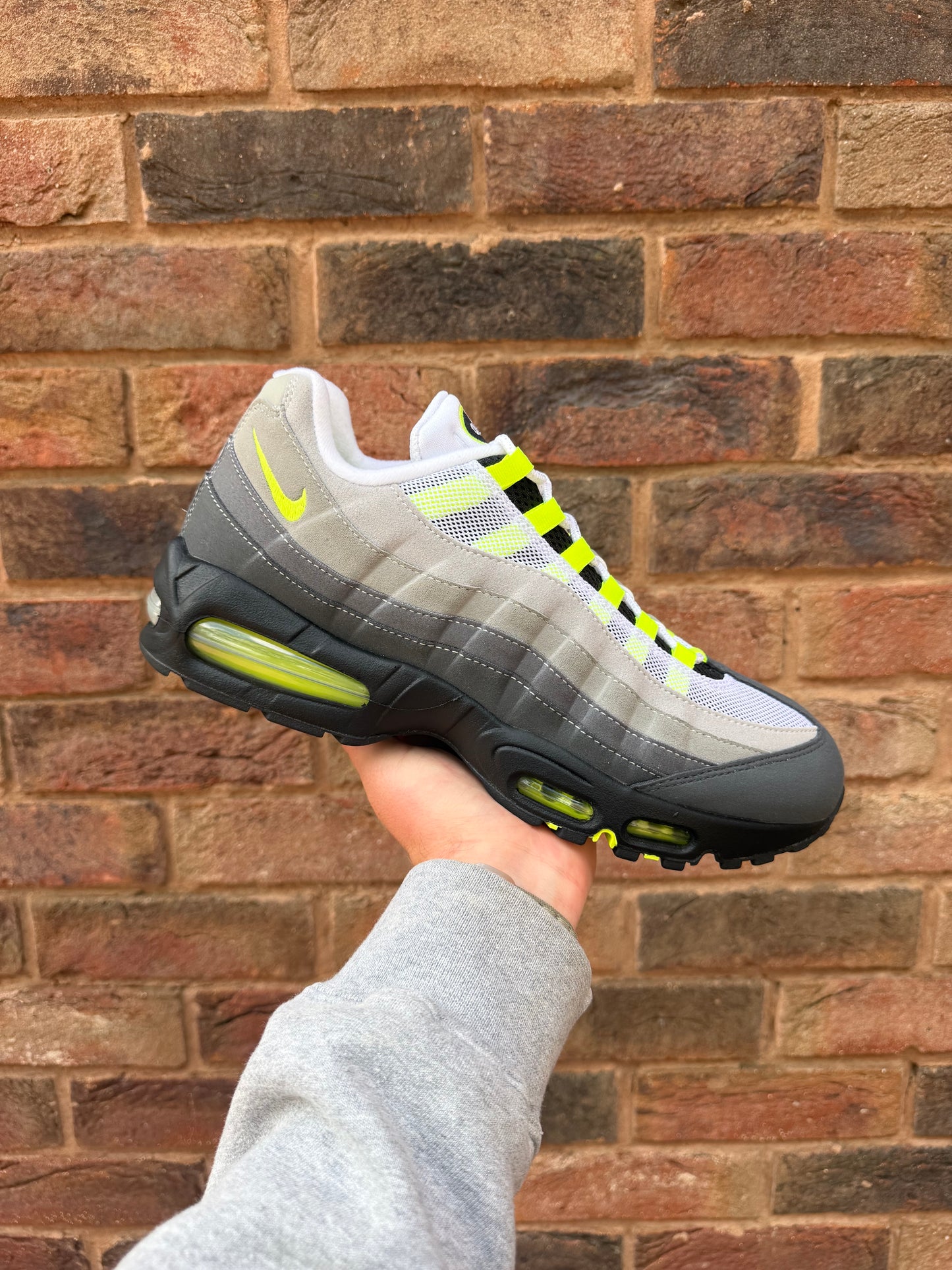 Air Max 95 OG Neon Big Bubble 2026