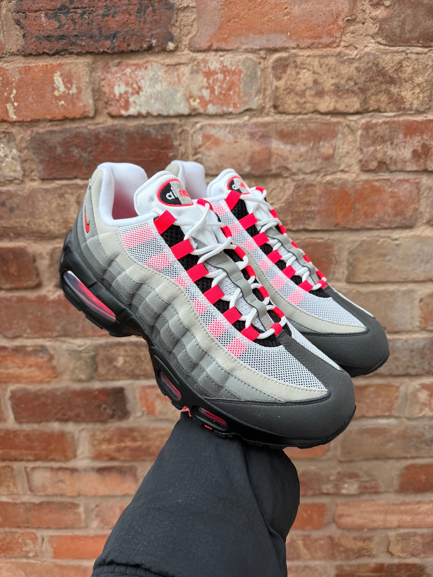 Air Max 95 OG Solar Red Big Bubble