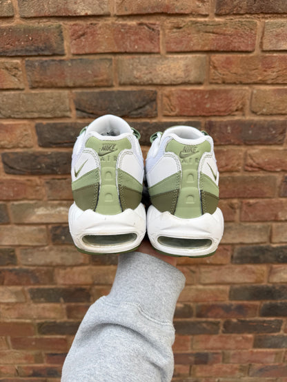 Air Max 95 Medium Olive Oil Green