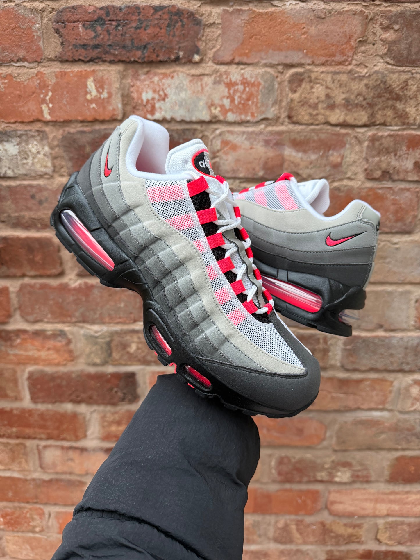 Air Max 95 OG Solar Red Big Bubble
