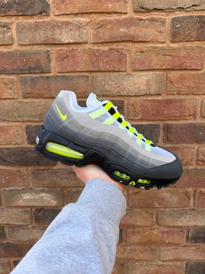 Air Max 95 OG Neon Big Bubble 2026