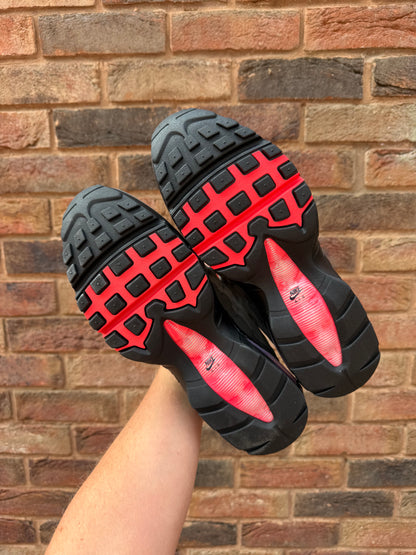 Air Max 95 OG Solar Red Big Bubble