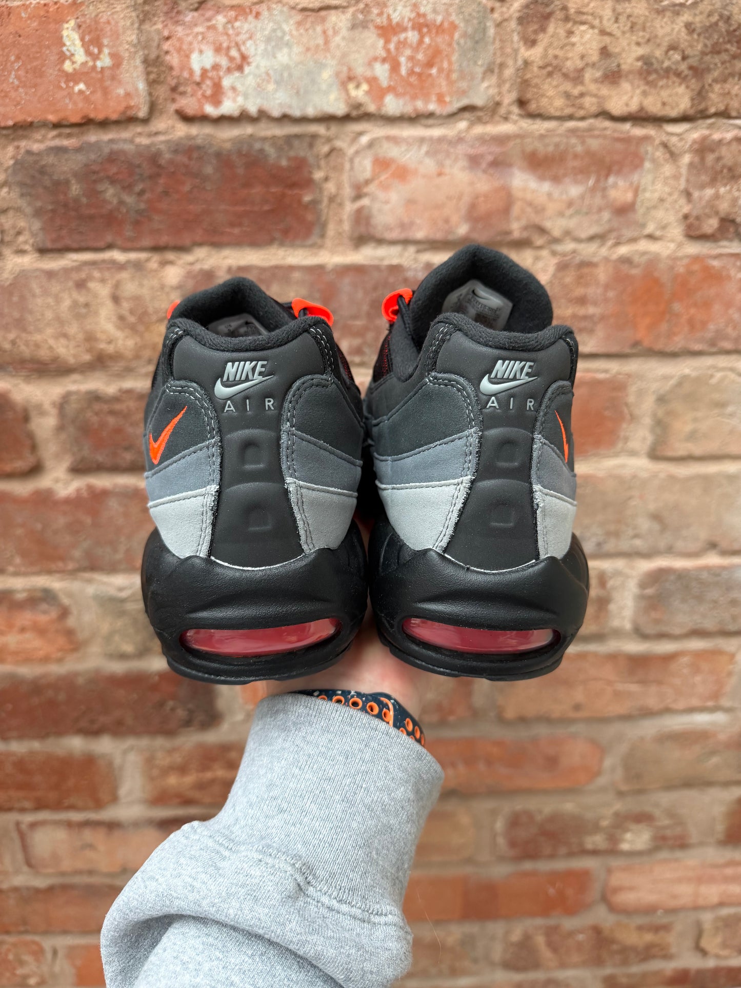 Air Max 95 Reverse Crimson