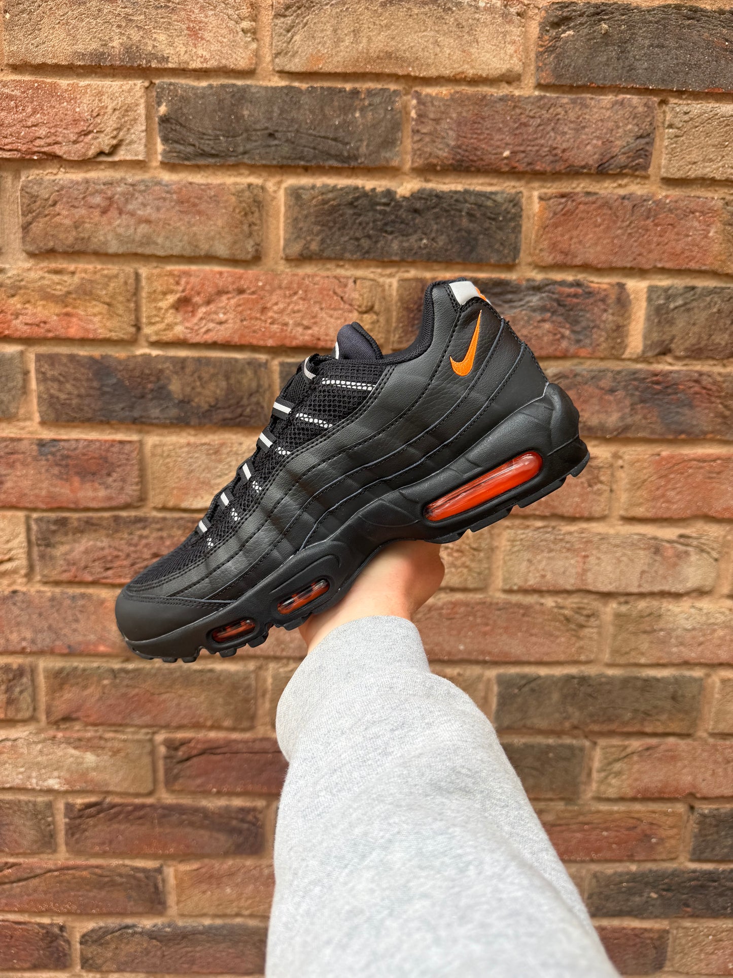 Air Max 95 Essential Total Orange