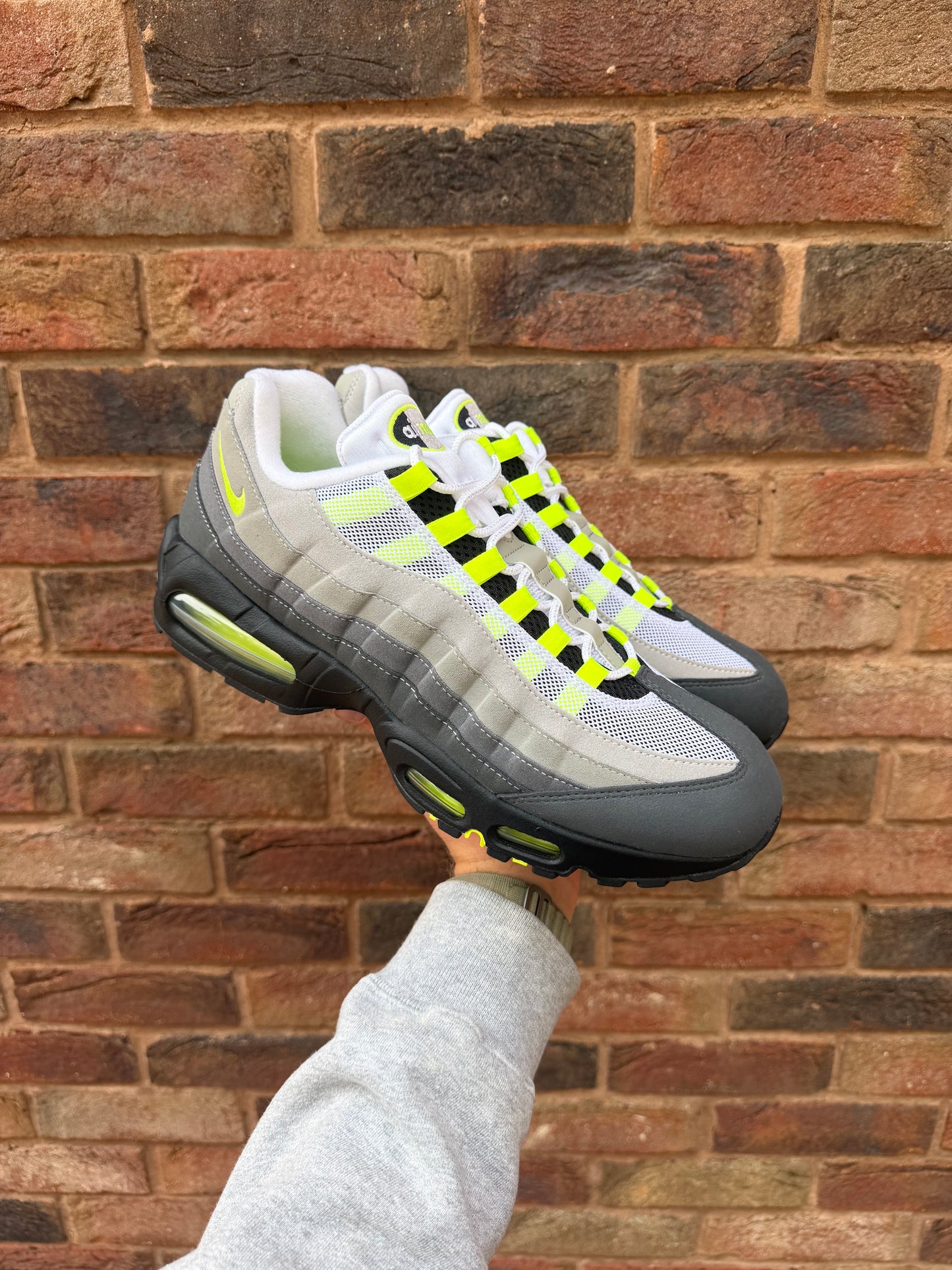 Air Max 95 OG Neon Big Bubble 2026