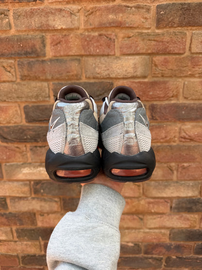 Air Max 95 Footpatrol 110