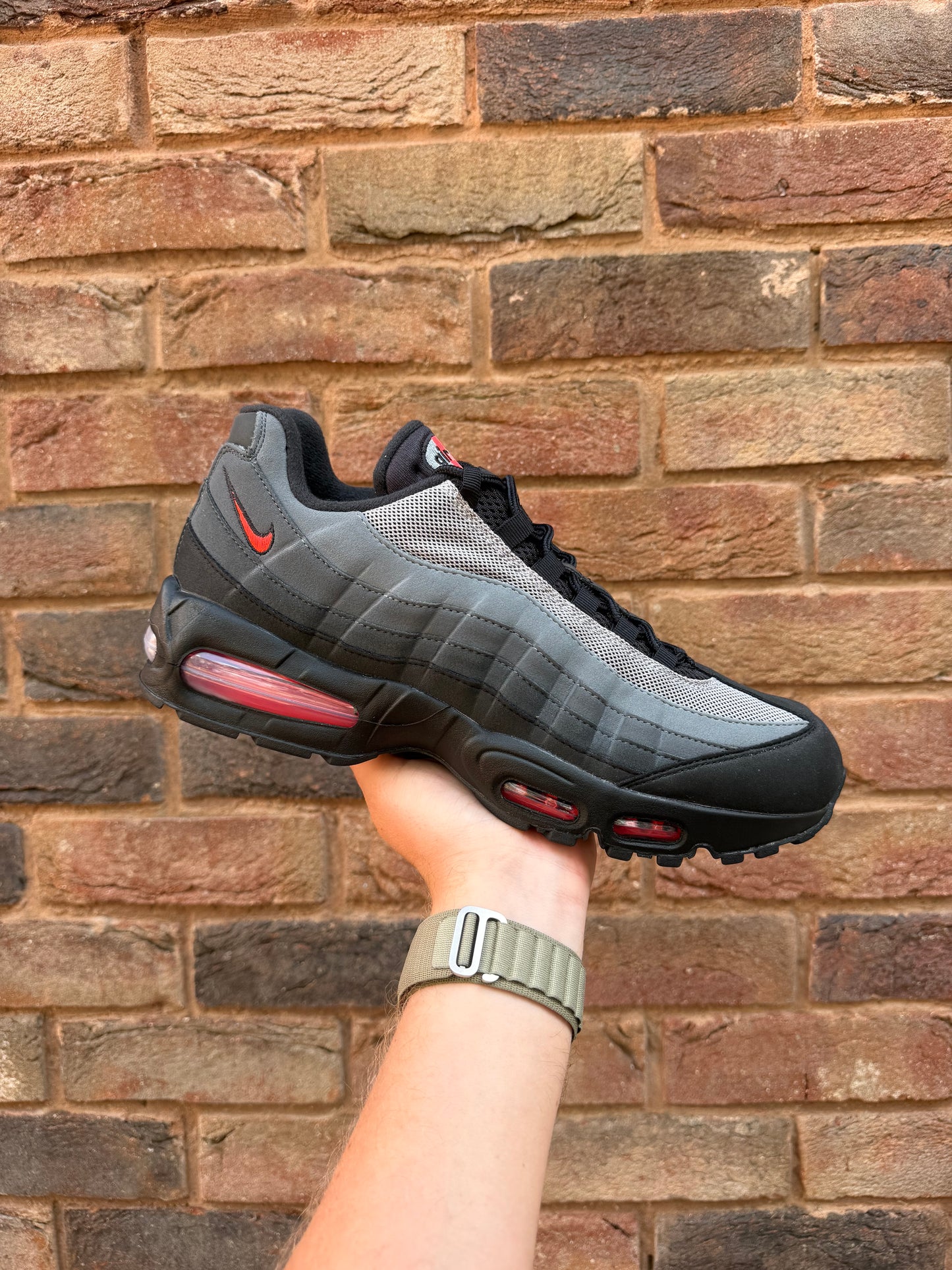 Air Max 95 OG Bright Crimson Big Bubble (Dracula)