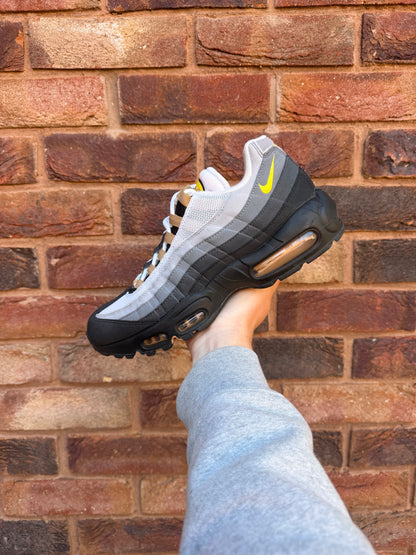 Air Max 95 Icons Yellow Strike