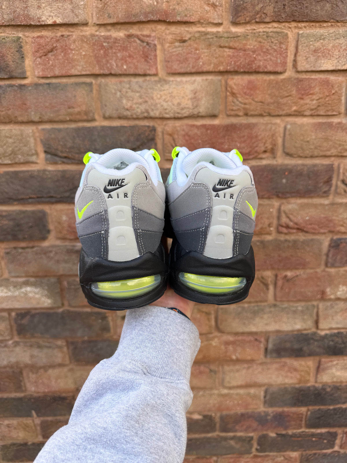 Air Max 95 OG Neon Big Bubble 2026
