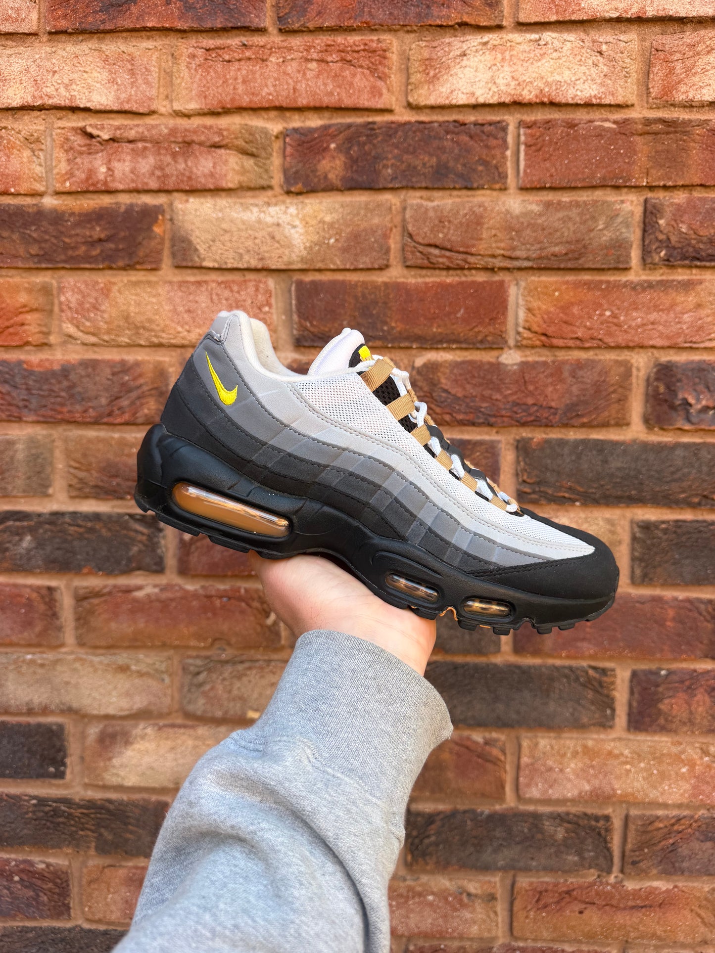 Air Max 95 Icons Yellow Strike