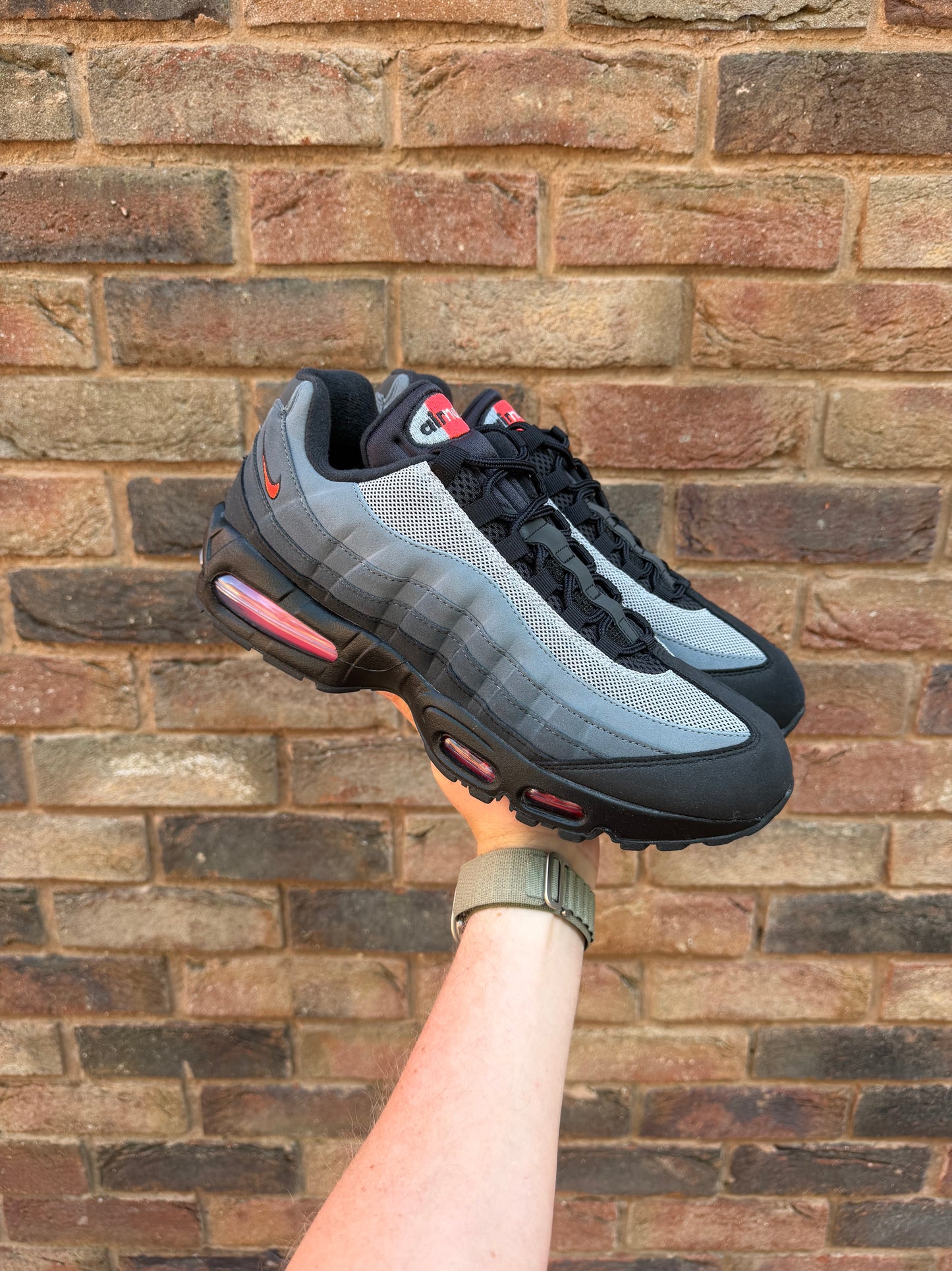 Air Max 95 OG Bright Crimson Big Bubble (Dracula)