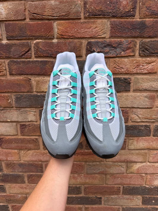 Air Max 95 Hyper Turquoise