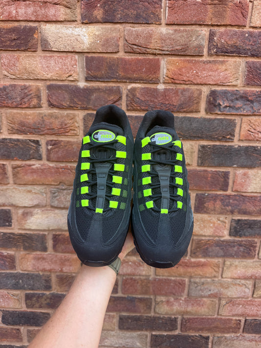 Air Max 95 Reverse Neon