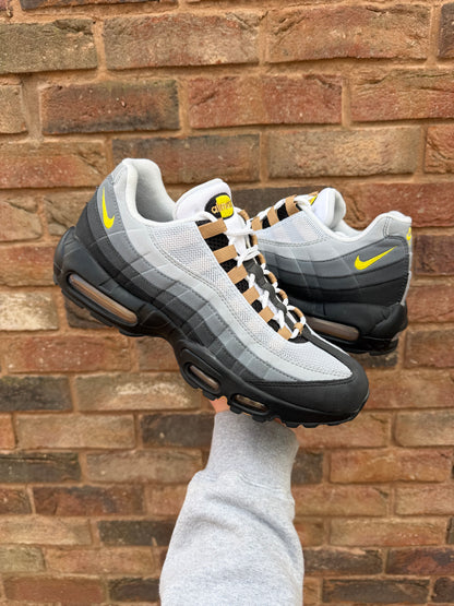 Air Max 95 Icons Yellow Strike