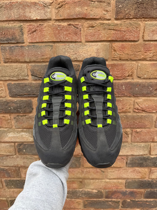 Air Max 95 Reverse Neon