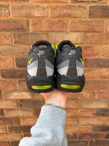 Air Max 95 Reverse Neon