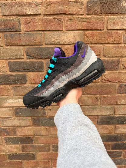 Air Max 95 Reverse Grape LV8