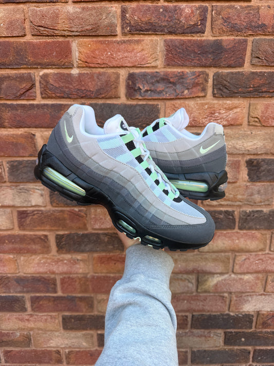 Air Max 95 OG Fresh Mint Big Bubble