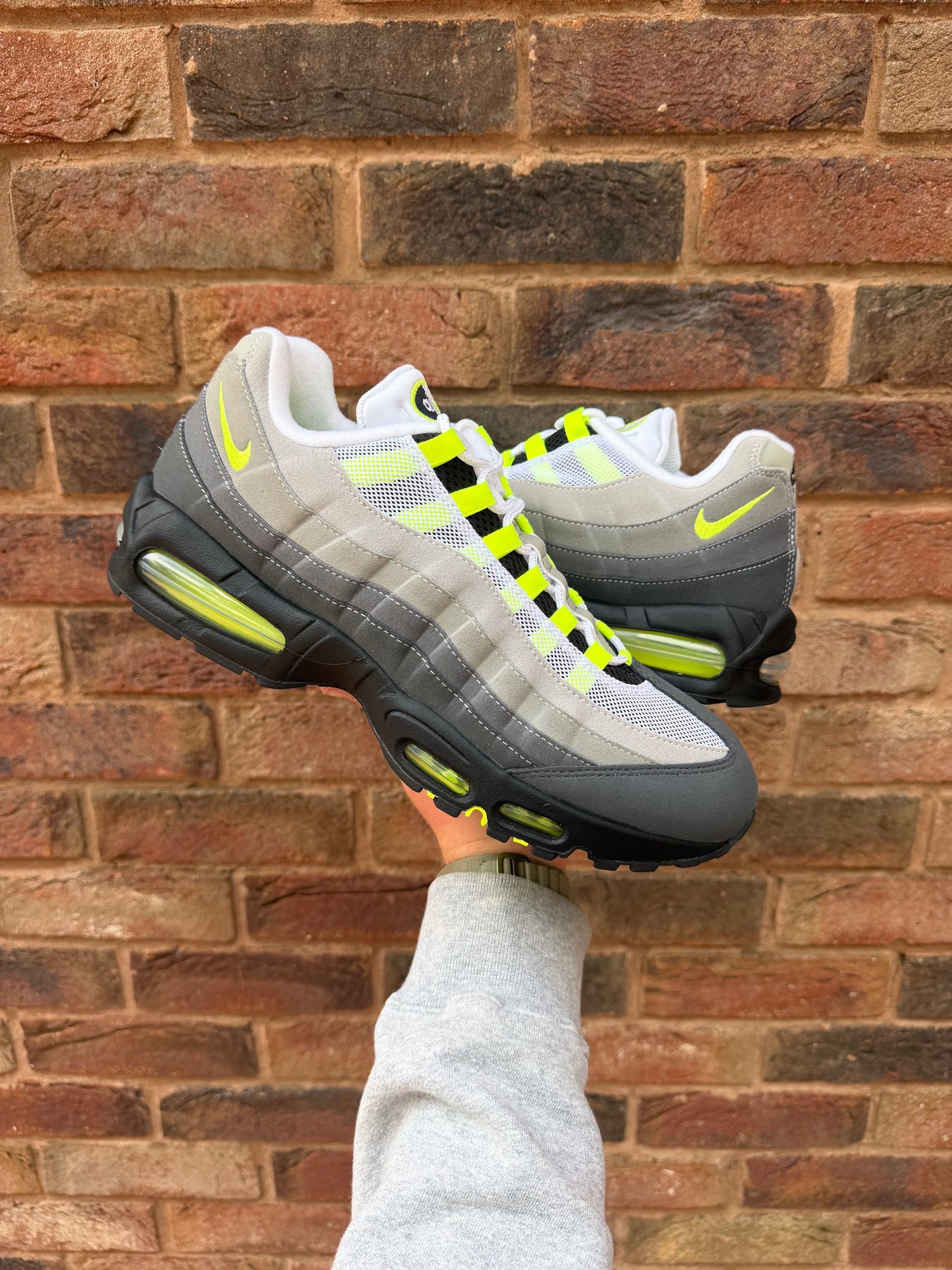 Air Max 95 OG Neon Big Bubble 2026