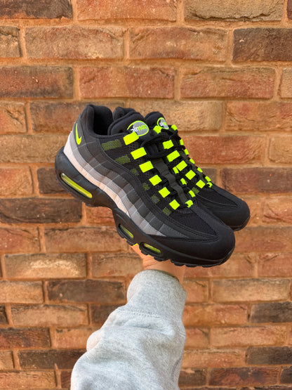 Air Max 95 Reverse Neon
