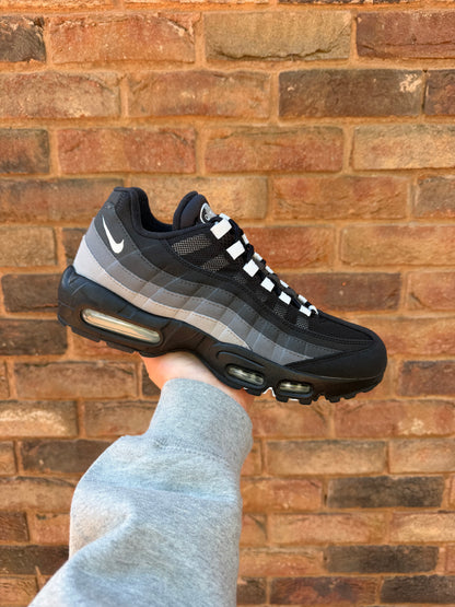 Air Max 95 Reverse Dust
