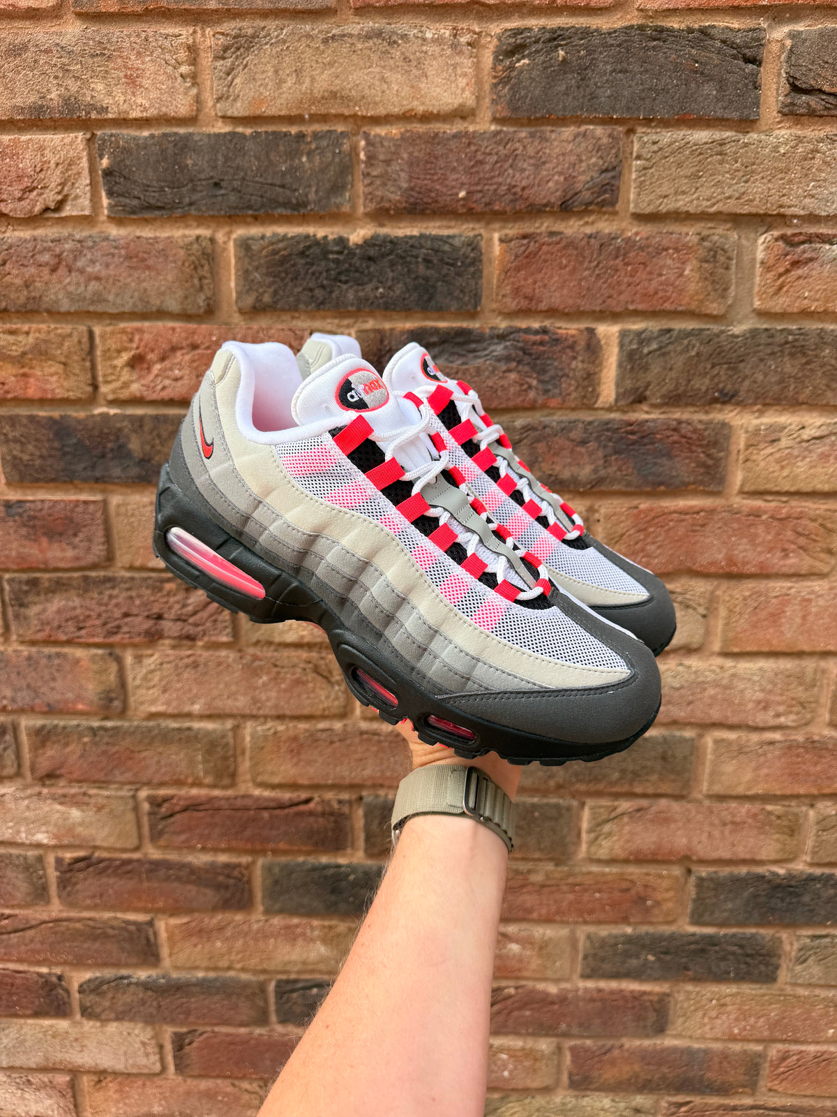 Air Max 95 OG Solar Red Big Bubble