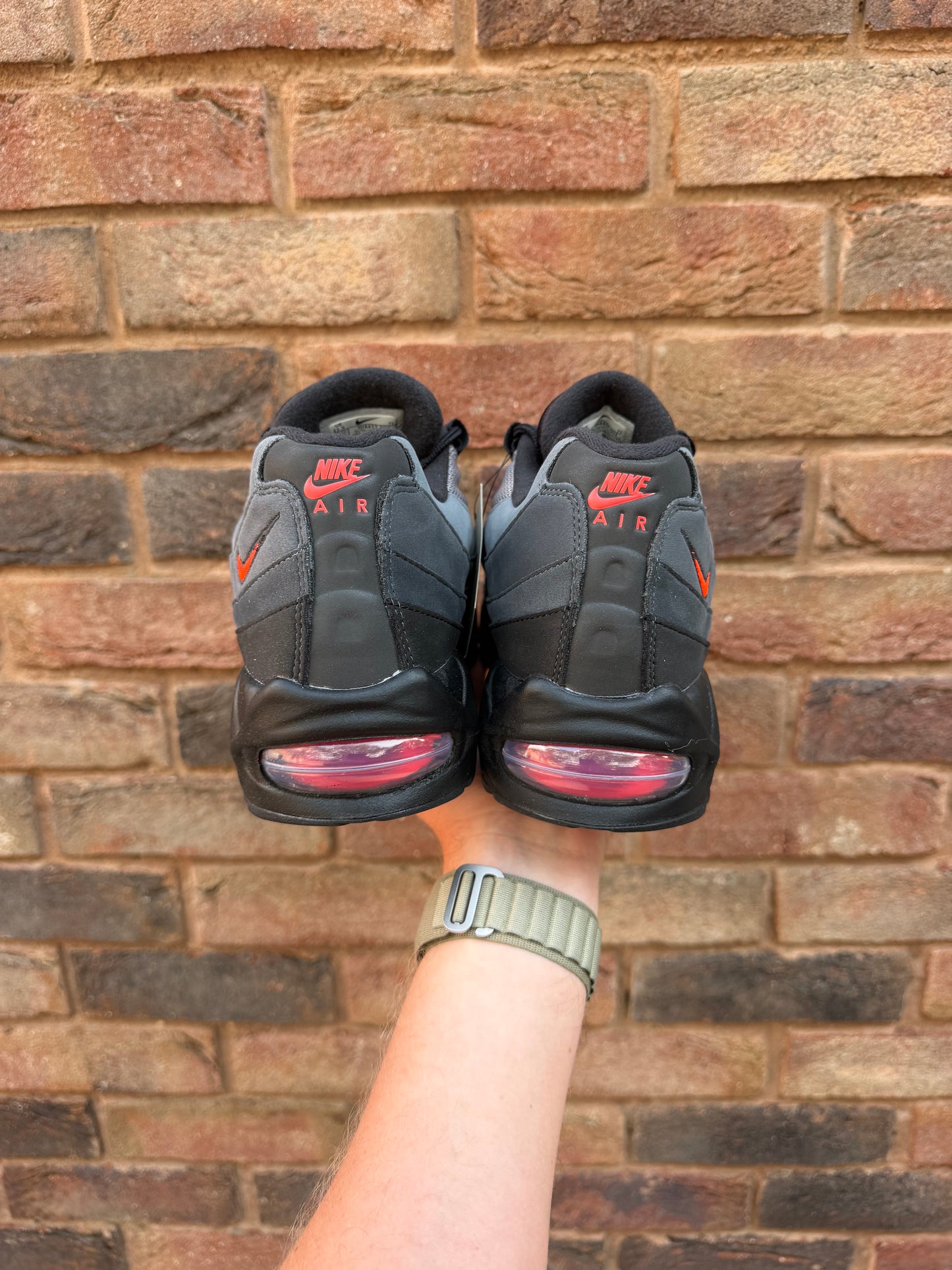 Air Max 95 OG Bright Crimson Big Bubble (Dracula)