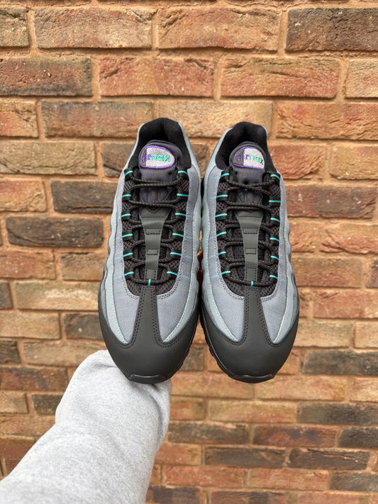 Air Max 95 Black Grape Big Bubble