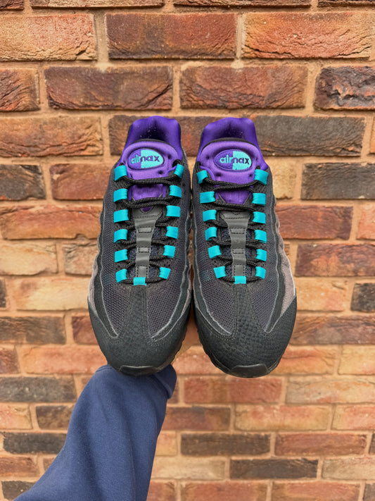 Air Max 95 Reverse Grape LV8