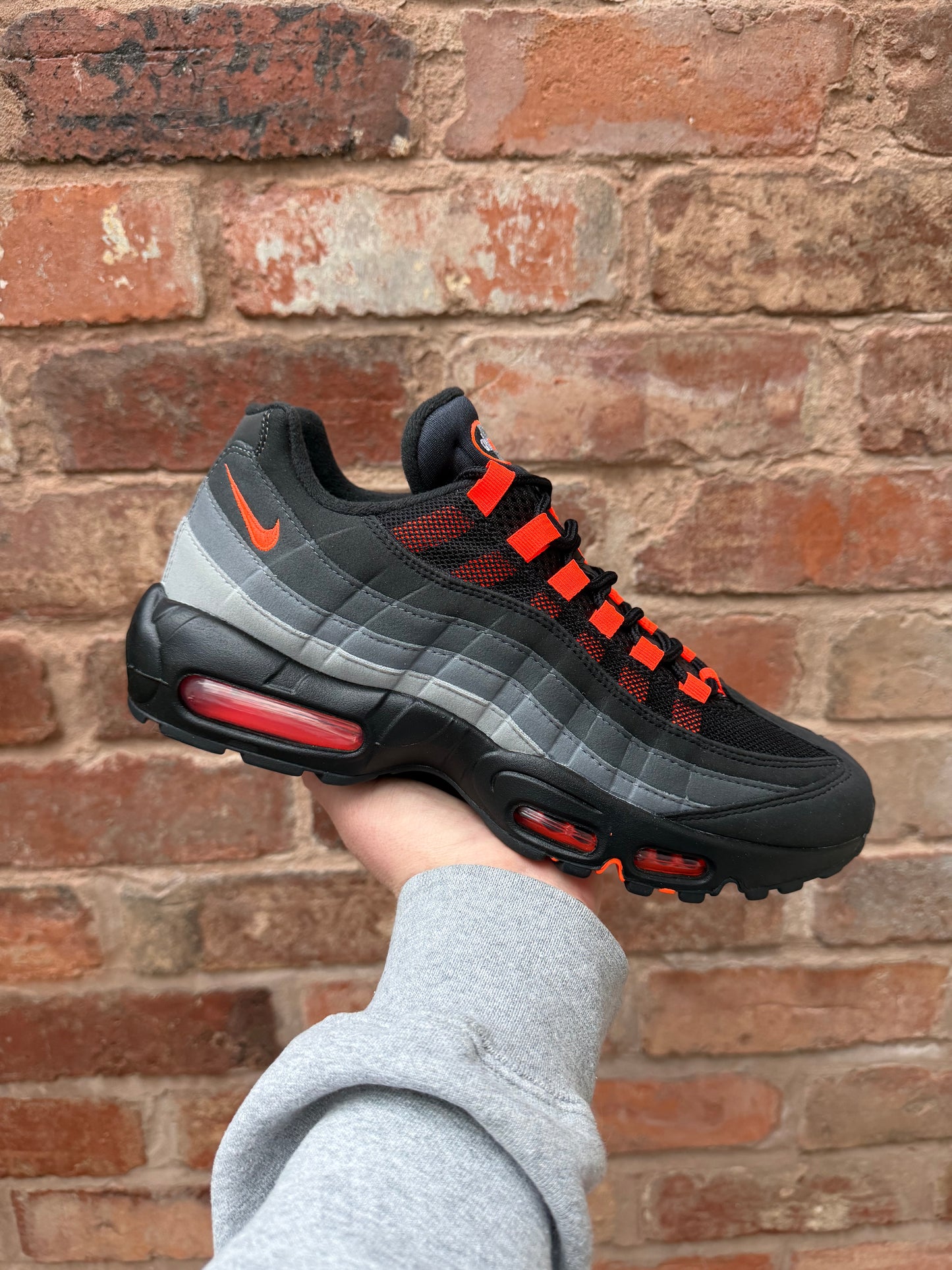 Air Max 95 Reverse Crimson