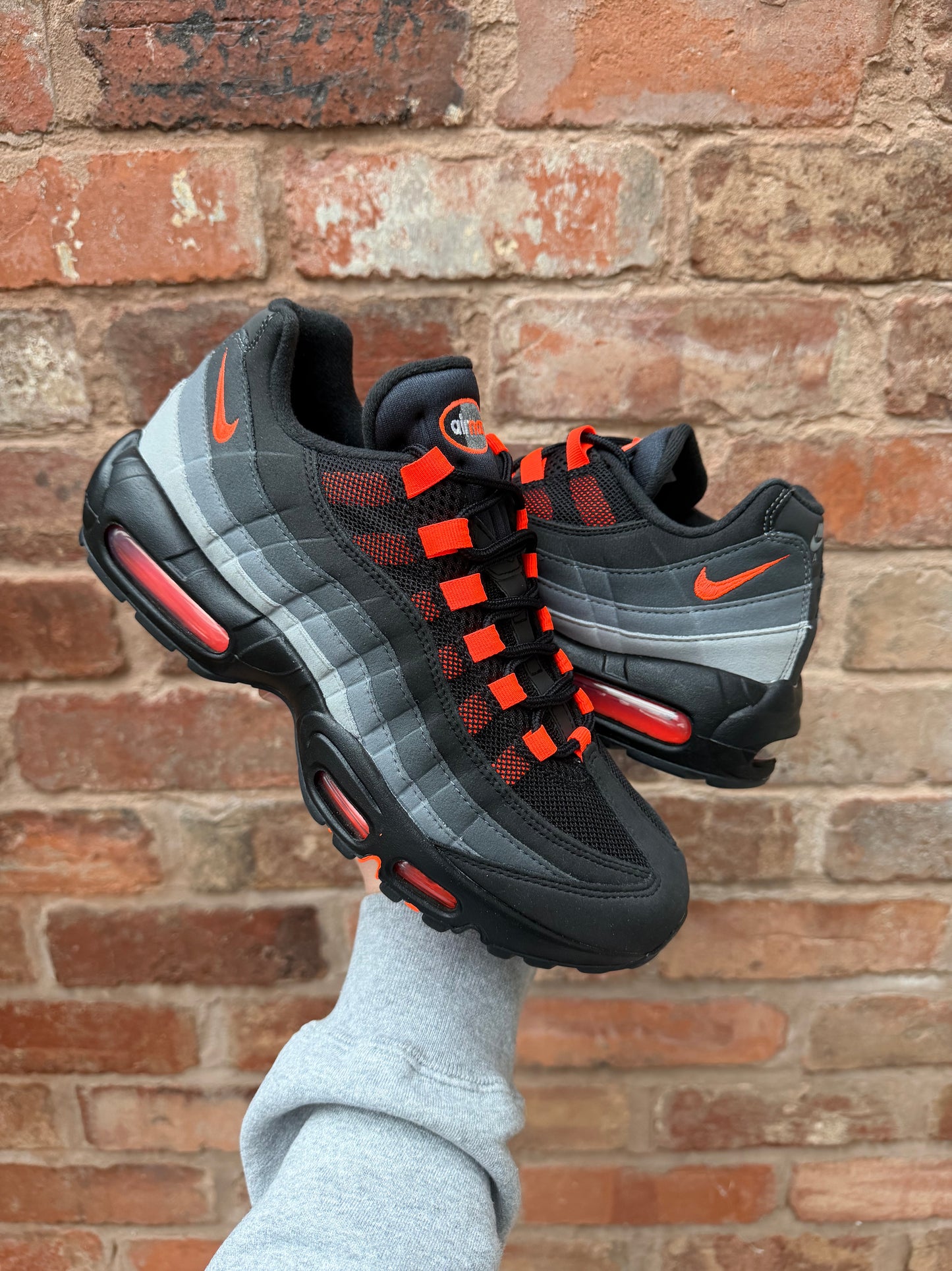 Air Max 95 Reverse Crimson