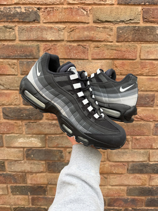 Air Max 95 Reverse Dust