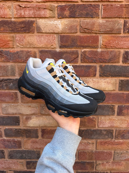 Air Max 95 Icons Yellow Strike