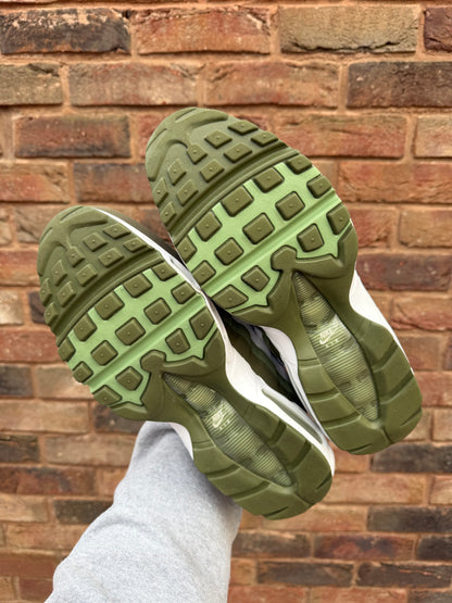 Air Max 95 Medium Olive Oil Green