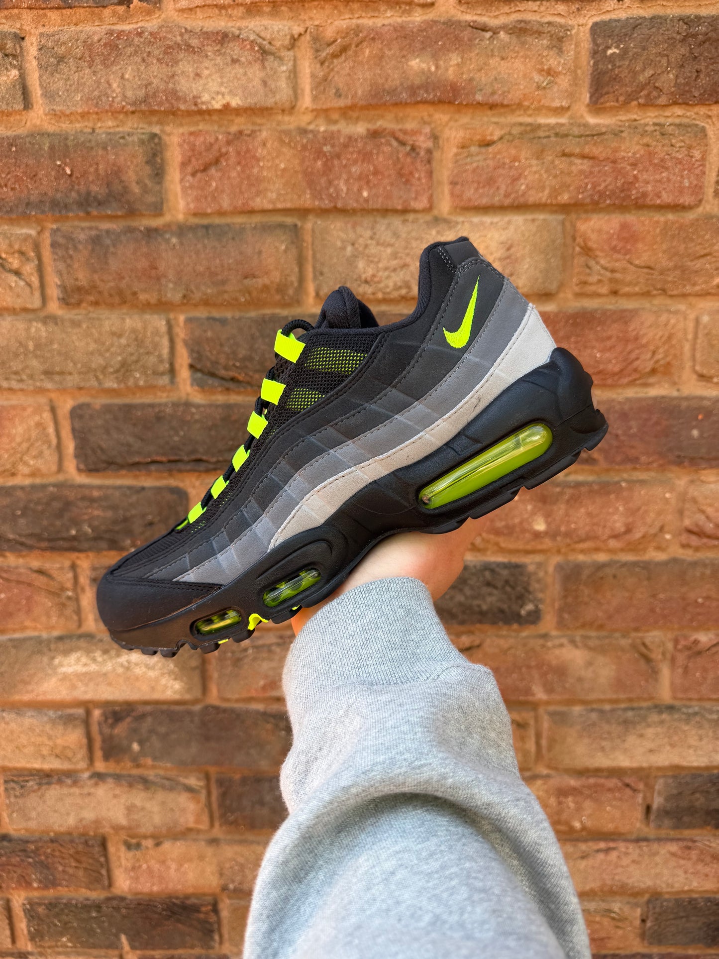 Air Max 95 Reverse Neon