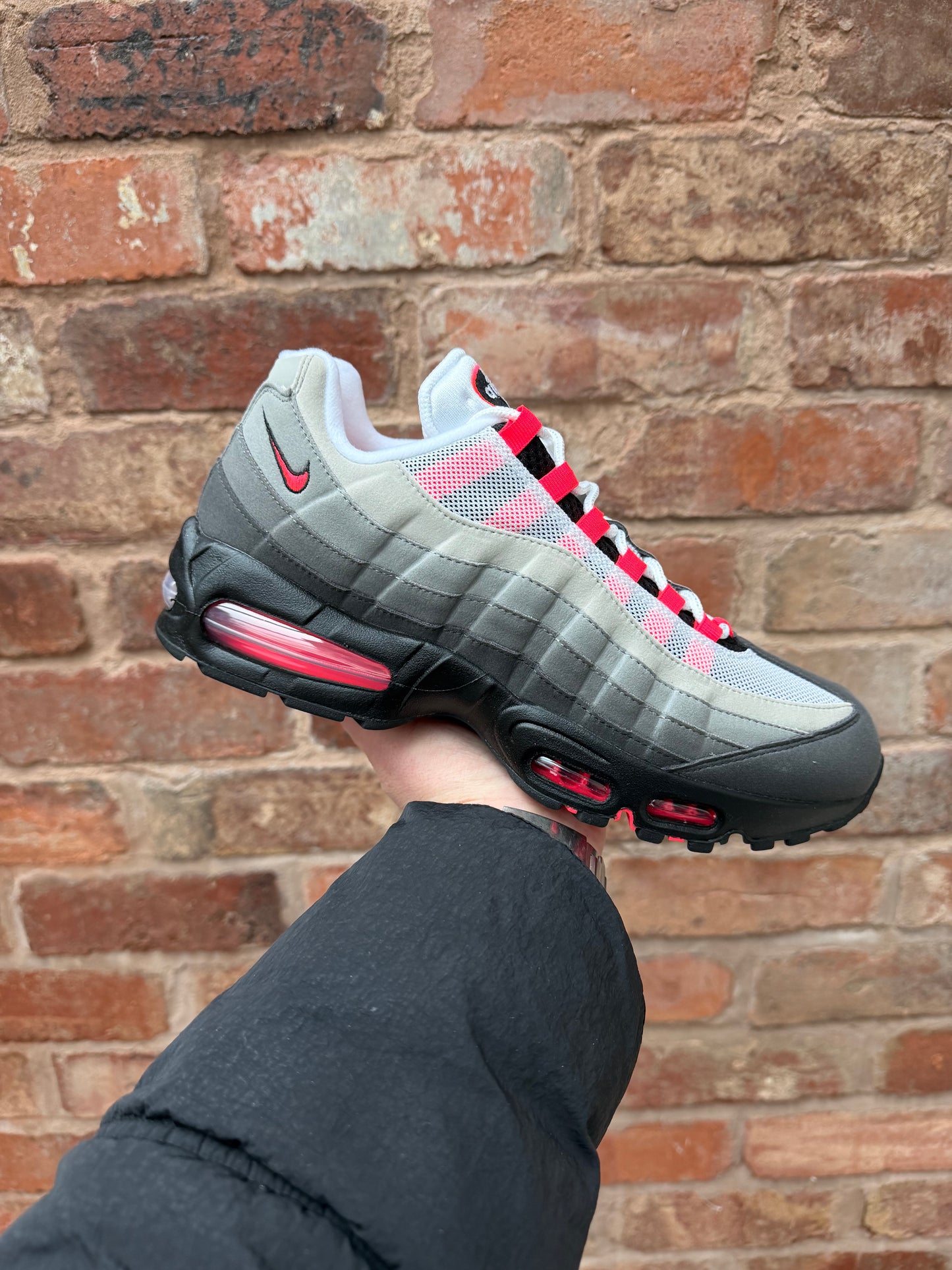 Air Max 95 OG Solar Red Big Bubble