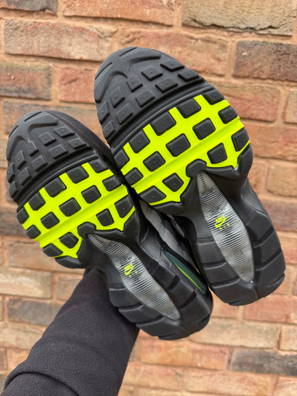 Air Max 95 Reverse Neon